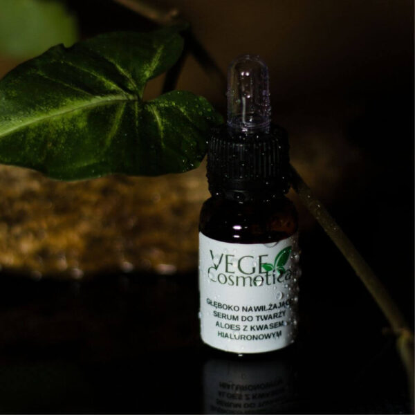 odmładzające serum do twarzy - vegecosmetica